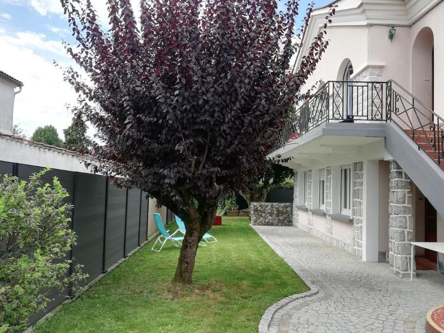 Appartement Dans Villa Pau Exterior photo
